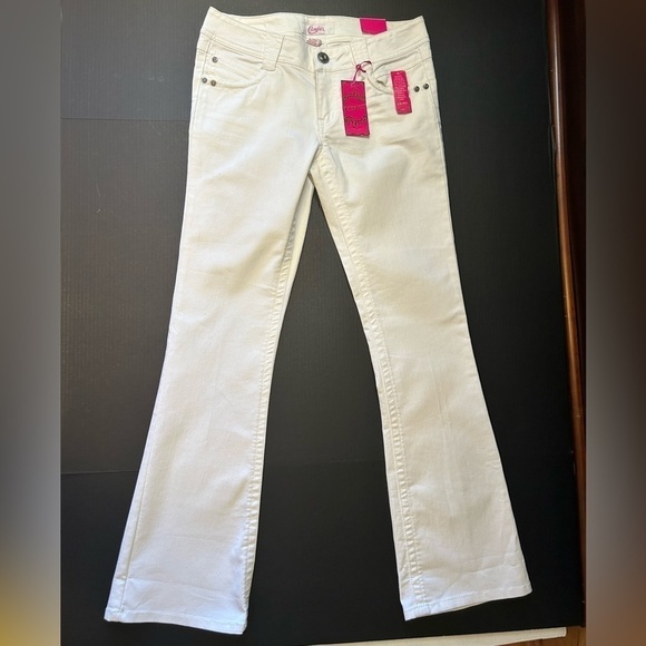 Candie’s white boot cut jeans with embroidered pockets NWT Sz-9 U19 - Picture 2 of 8